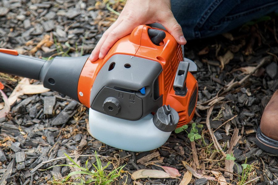 5 Best Weed Eaters Oct. 2018 BestReviews