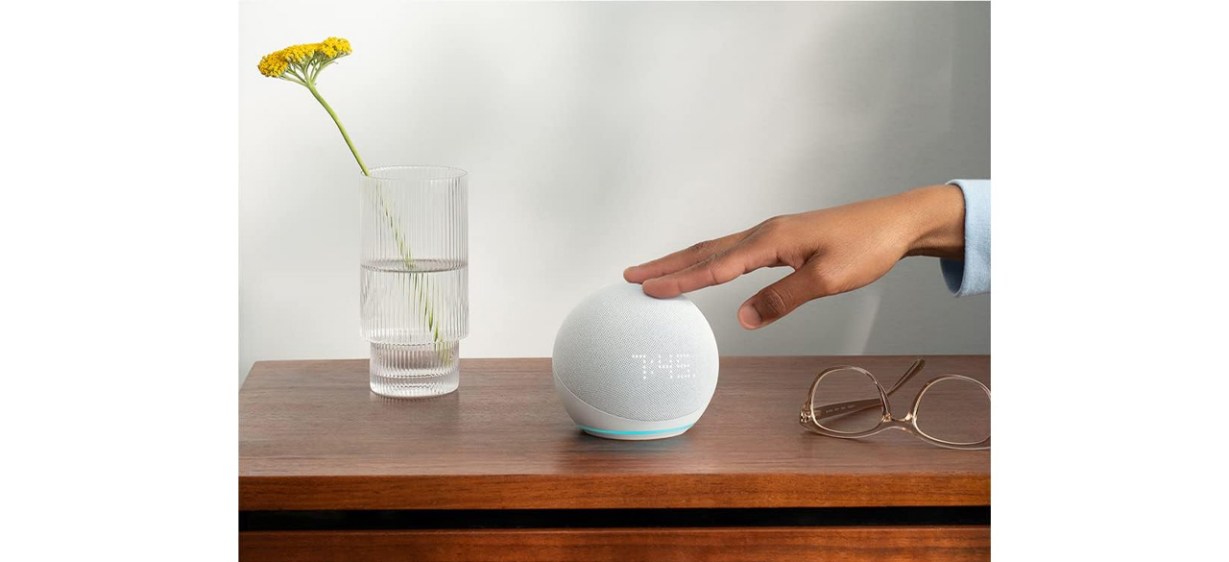 Best Amazon Echo Dot (5th Gen) with clock