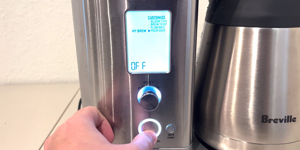 Closeup image of Breville Precision Brewer Thermal control panel Closeup image of Breville Precision Brewer Thermal control panel