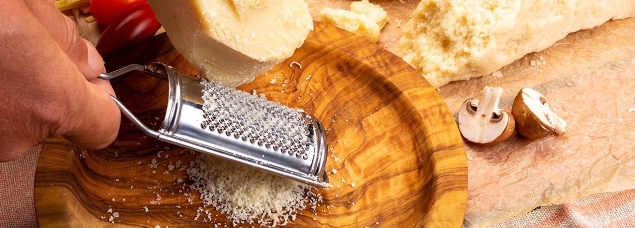 Curve Handle Line Hand Grater