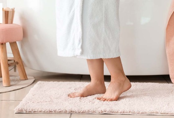 Best large bathroom rug