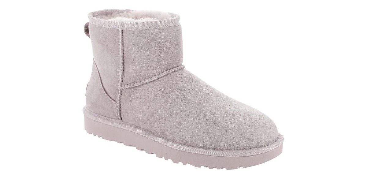 UGG Women's Classic Mini li Boot