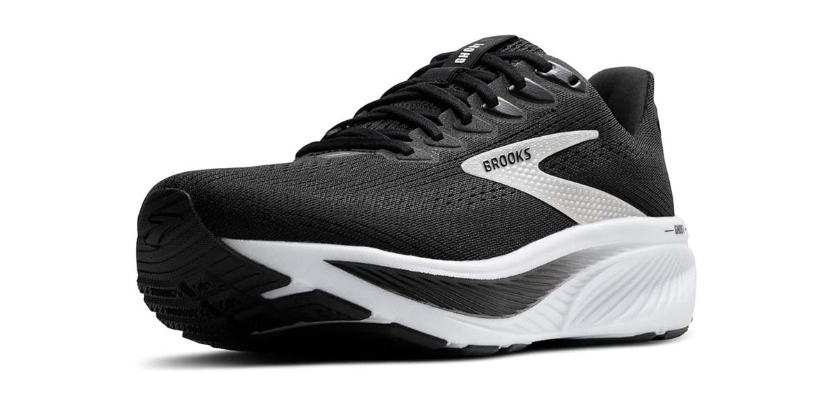 Brooks Women’s Ghost 17 Neutral Running Shoe in Black