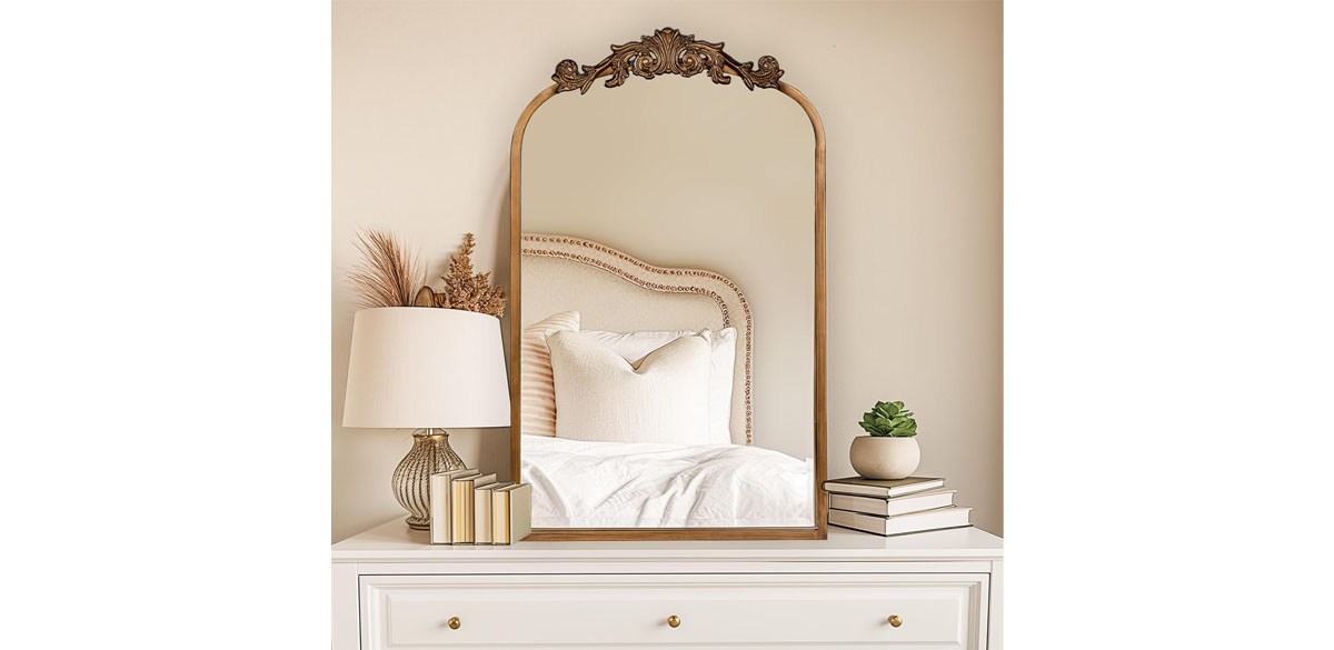 USHOWER Gold Vintage Mirror for Wall