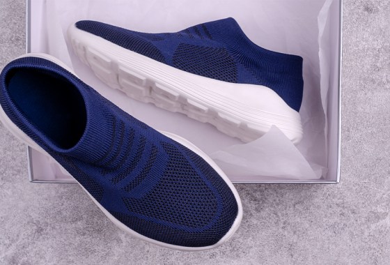 Best Nike slip-on shoes