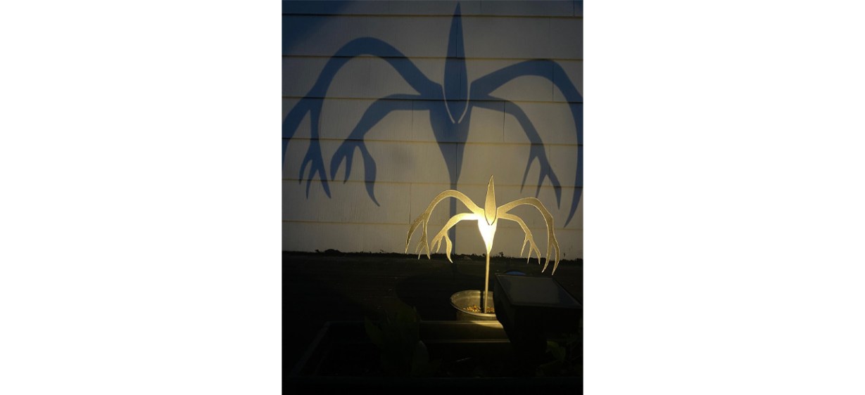 Best FrindtFabrications Metal Yard Stake Shadow Caster