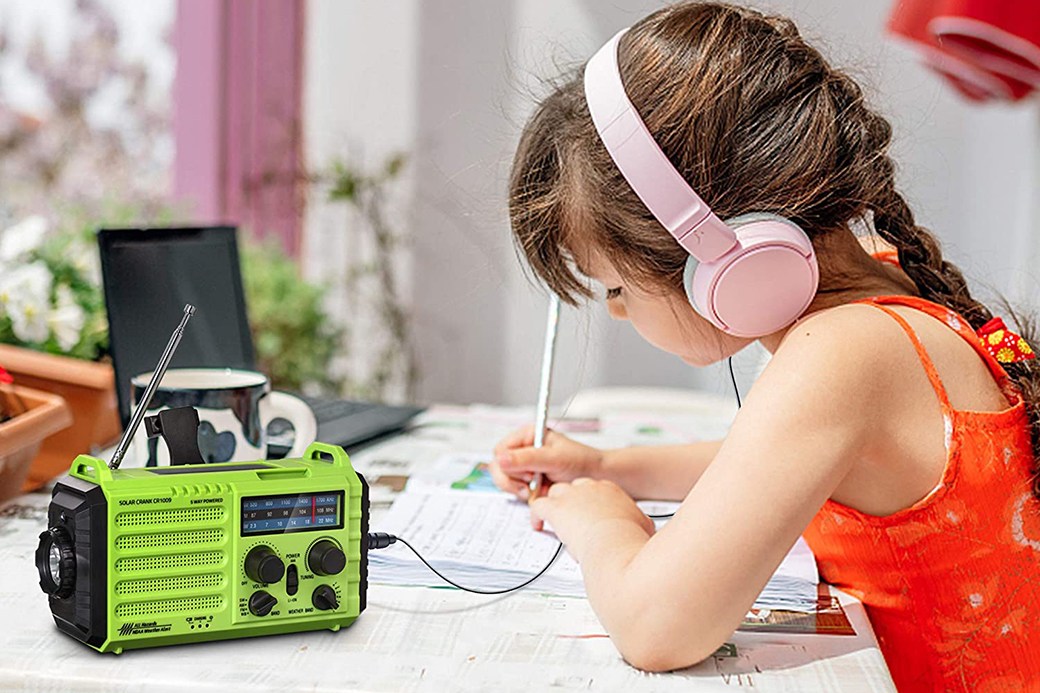 5 Best Solar Radios Sept. 2021 BestReviews