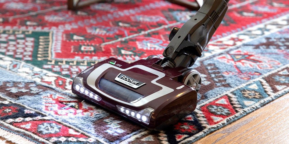 Shark Rocket Pet Vacuum cleaning area rug